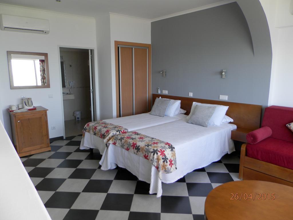 Hotel Frentomar Albufeira Habitación foto
